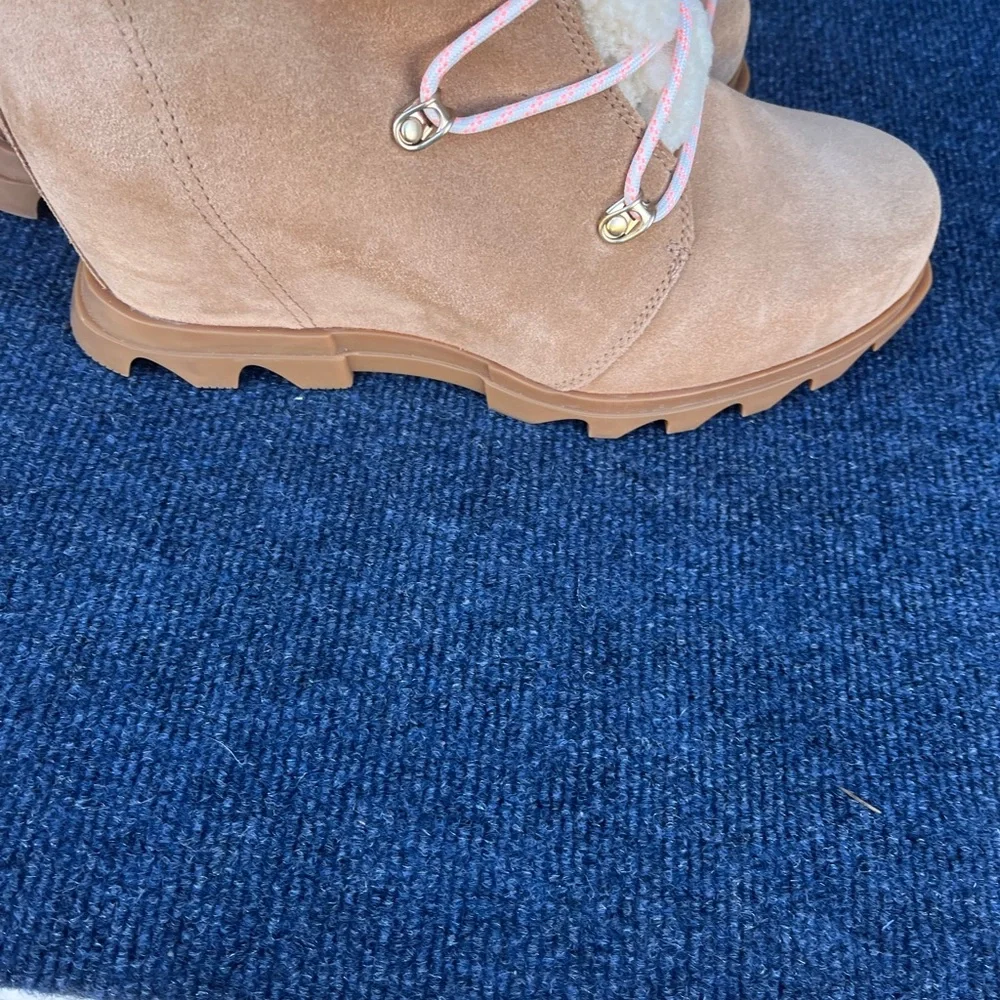 Women's Sorel Size 11 Joan of Arctic Snow Boots Lamb Wool Lining New no box - Picture 10 of 16